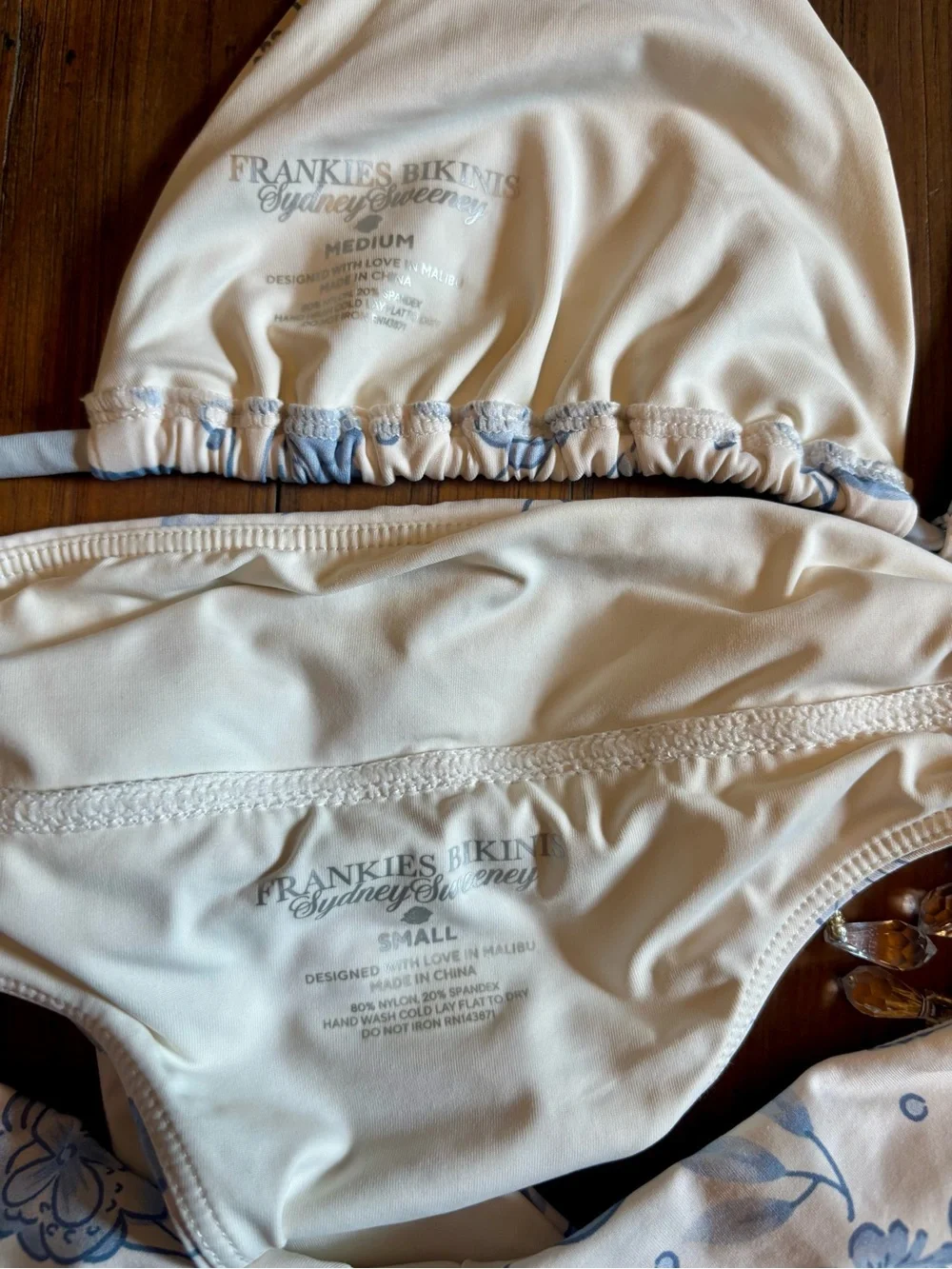 Frankies Bikinis nwot frankies